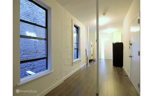 Rented by Douglas Elliman | media 31