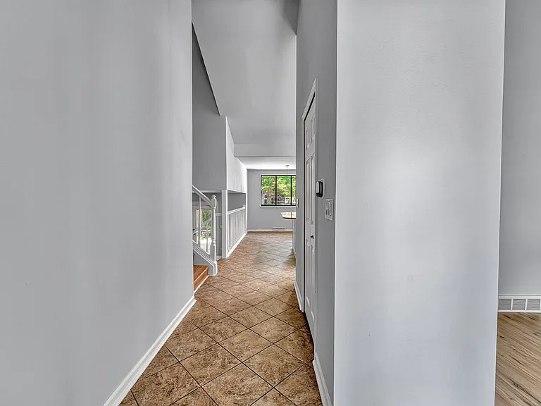4961 W 98th Ave — Photo 2