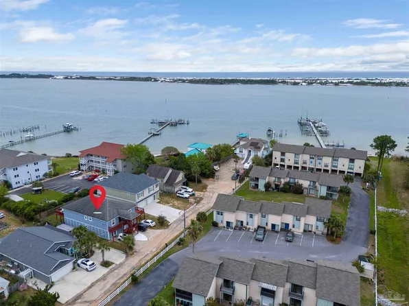 483 Marker Cv, Mary Esther, FL 32569