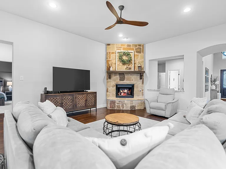 132 Sunrise Dr — Photo 8