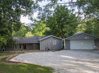 16202 Arrowhead Rd, Danville, IL 61834