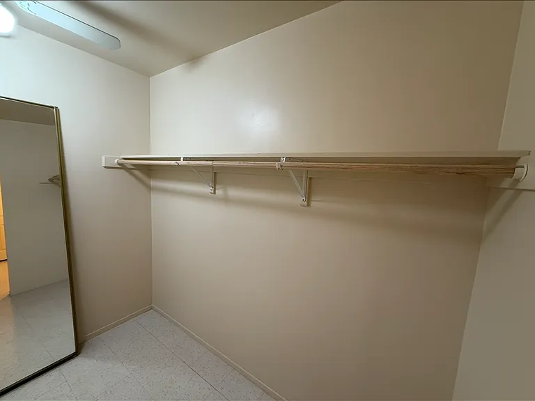 245 1/2 E Grevilla St — Photo 9