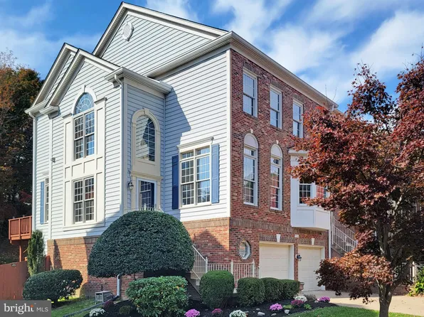 9561 Lagersfield Cir, Vienna, VA 22181