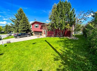 125 Carroll Trl, Lewistown, MT 59457