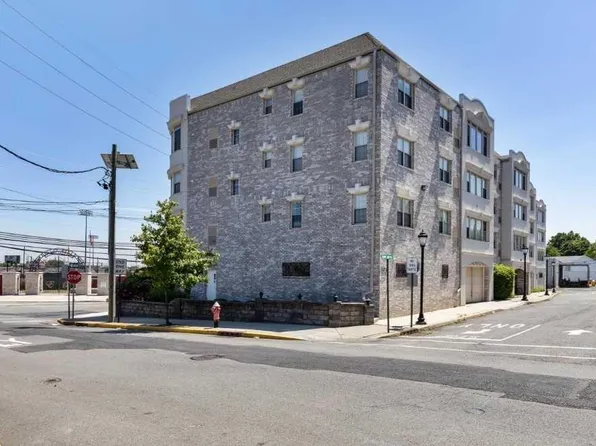 132 Union Ave APT 207A, East Rutherford, NJ 07073