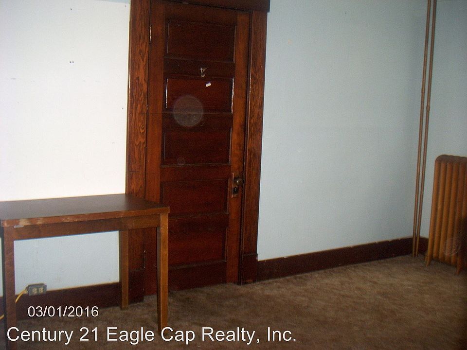 2nd image of 1607 6th St APT 7