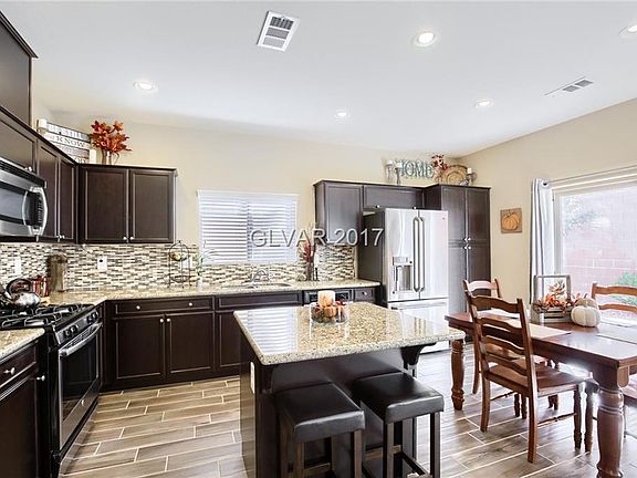 4th image of 7935 Mineral Peak St