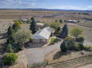 10 Hawks Rd, Tijeras, NM 87015