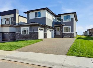 15 N Watercrest Gate, Chestermere, AB T1X2Y8