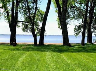 200 N Lake Dr, Watertown, SD 57201