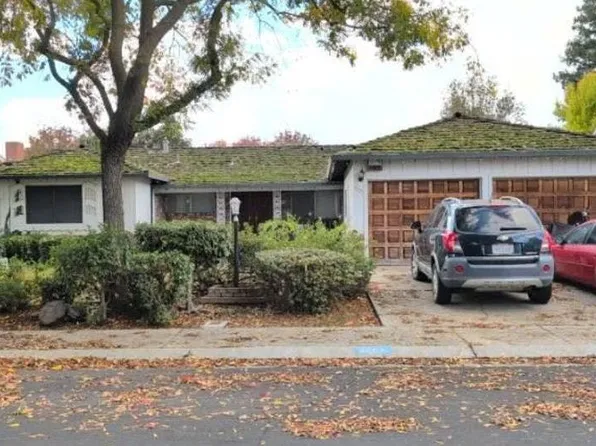 3805 Marigold Ln, Modesto, CA 95356