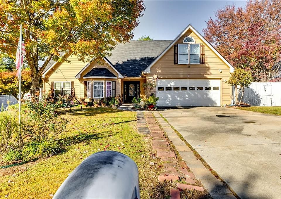 1st image of 1245 Shamrock Hill Cir