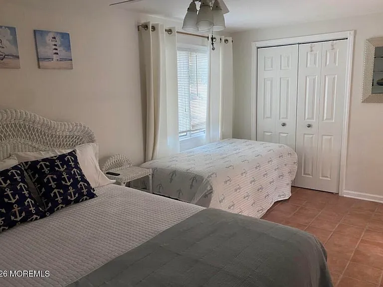 106 Surf Dr — Photo 23