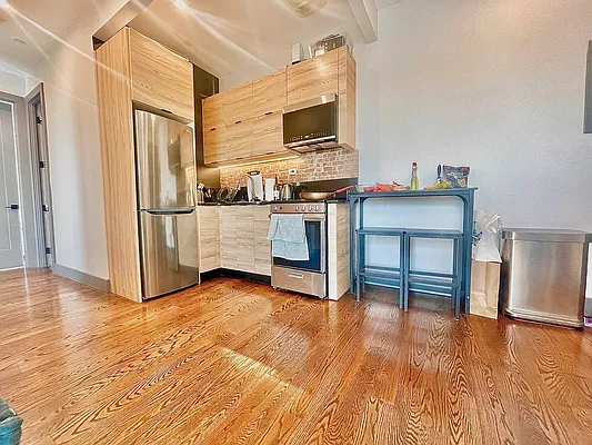 Rented by Doorway NYC, LLC | media 22