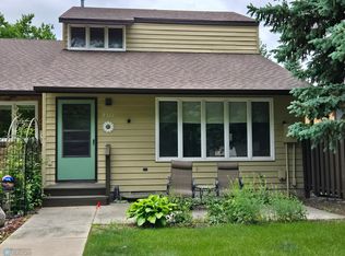 2517 W Country Club Dr S #10, Fargo, ND 58103