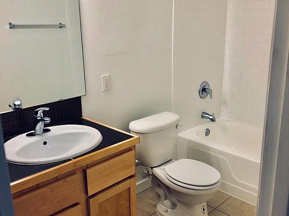 5th image of 2211 Lawnmont Ave APT 309