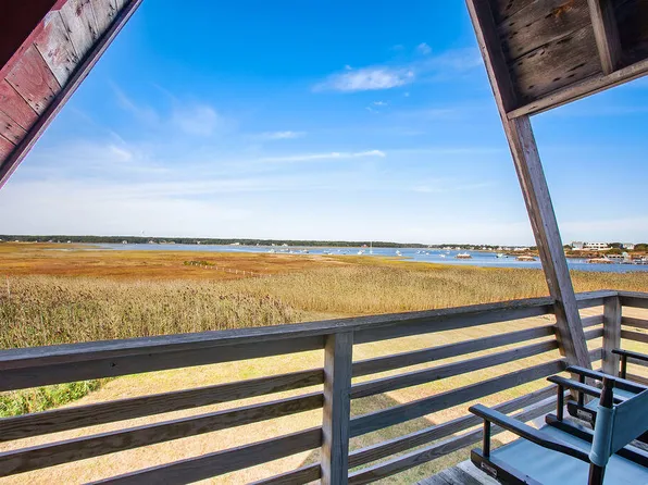 111 Mile Stretch Road, Biddeford, ME 04005