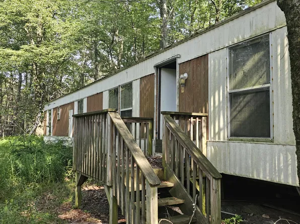 7 No Name Trl, Gouldsboro, PA 18424