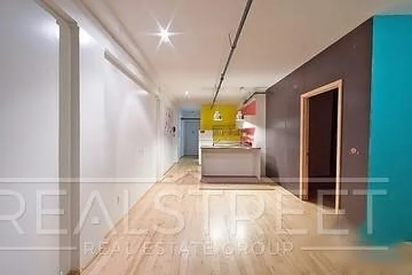Rented by Real Street Inc | media 1