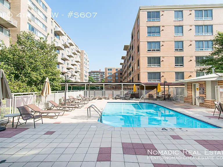 800 4th St SW #S607 — Photo 18