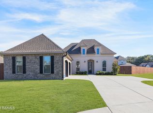 102 Wilmington St, Lafayette, LA 70506