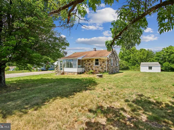 198 Caisson Rd, Fredericksburg, VA 22405
