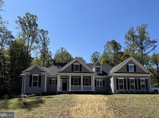 9289 Coralberry Dr, King George, VA 22485