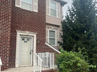 432 Great Beds Ct, Perth Amboy, NJ 08861
