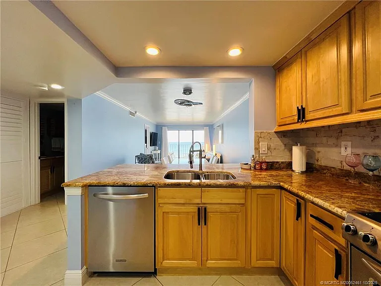 9400 S Ocean Dr #604B — Photo 7