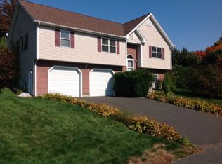 9 Overlook Rd, South Hadley, MA 01075