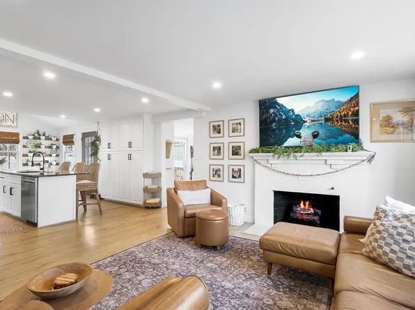 20 Powell St, West Roxbury, MA 02132