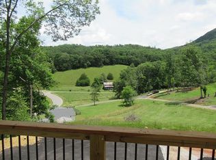 111 Elevation Rd, Franklin, NC 28734
