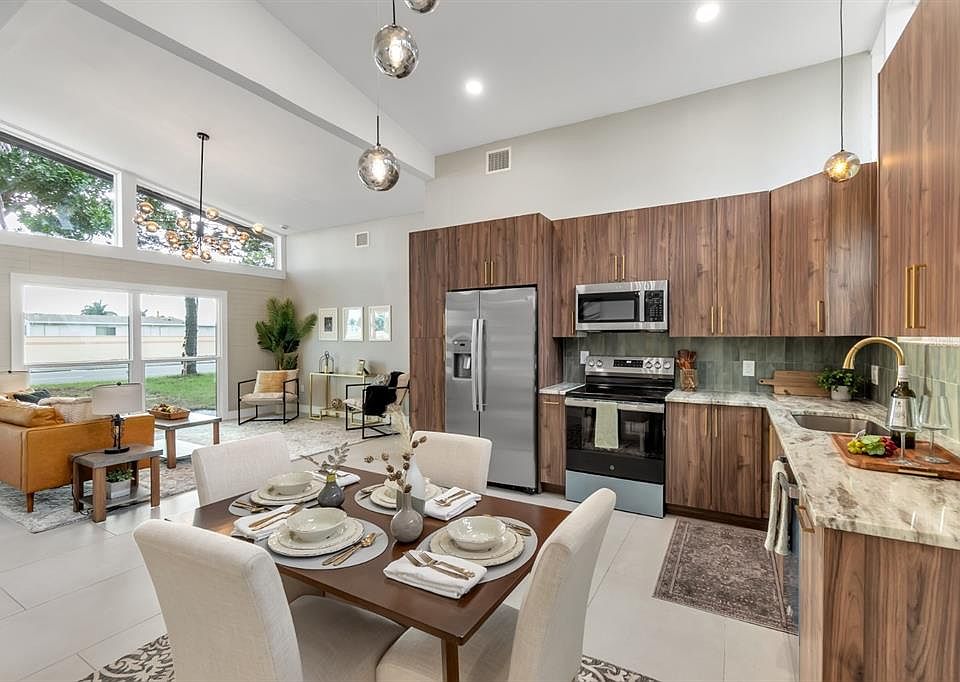 5023 9th St E, Bradenton, FL 34203 | MLS #TB8504141 | Zillow