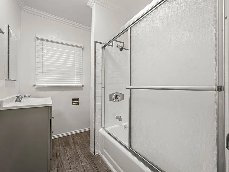 4189 Leimert Blvd — Photo 38