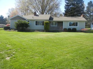 550 Center Rd, Akron, OH 44319