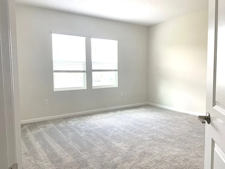 9963 Red Eagle Dr — Photo 18