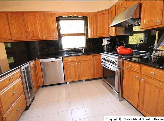 5th image of 5817 Hylan Blvd