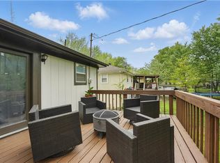 504 S Washington St, Spring Hill, KS 66083