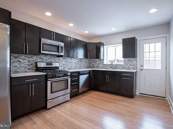 4th image of 1819 Latona St