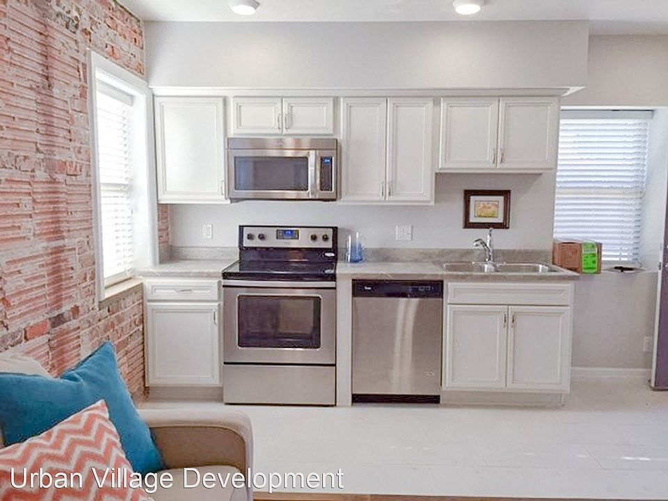 1st image of 528 S 29th St APT 205