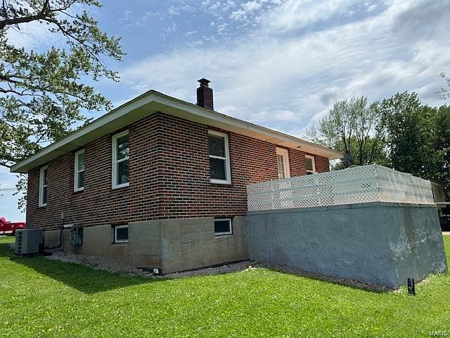 2nd image of 1110 Greensferry Rd