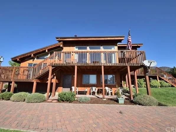 917 N View Cir, Yreka, CA 96097