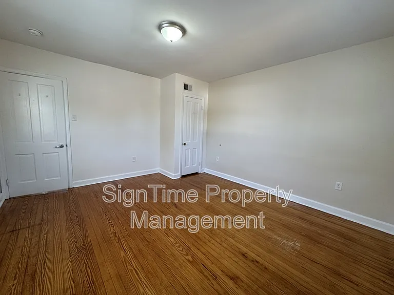 28-30 E Franklin St #28-3 — Photo 4