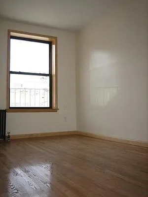 Rented by Meredith L Weise LREB | media 6