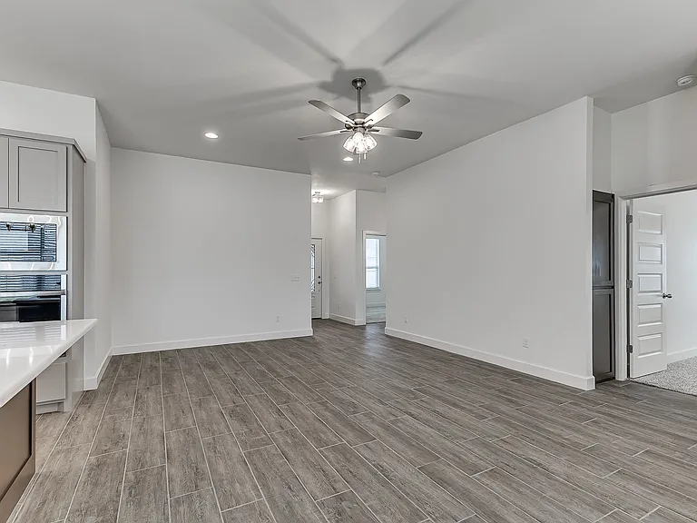 9320 NW 143rd St — Photo 14