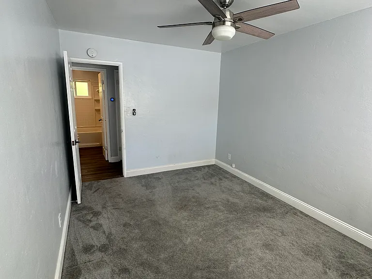 Bedroom 2 (13 x 9.5)