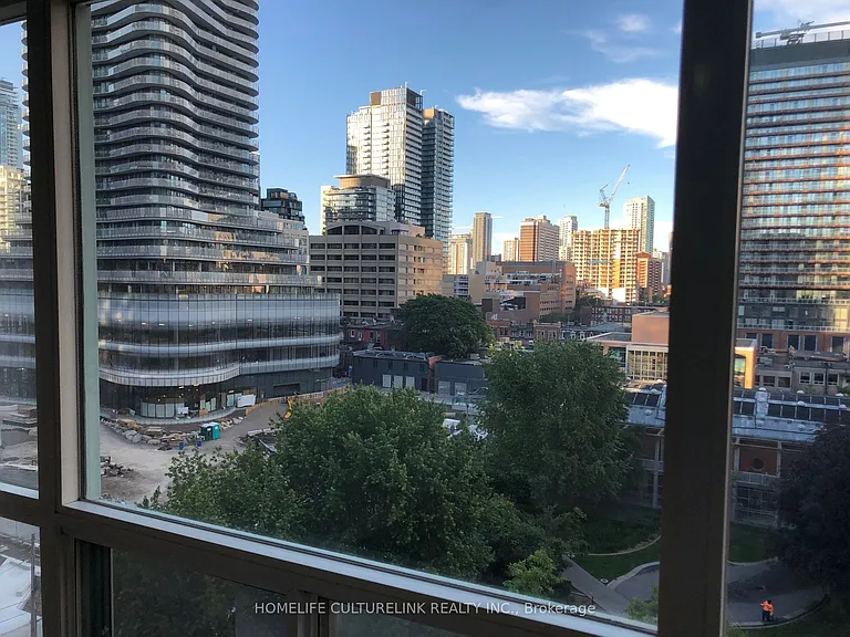 889 Bay St #801 — Photo 11