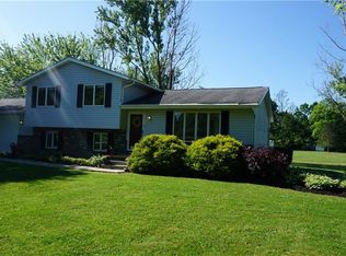 2036 New Milford Rd, Atwater, OH 44201