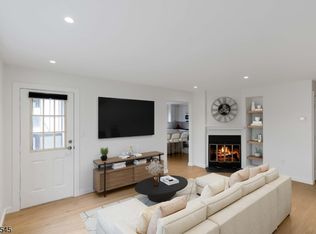 22C Heritage Dr BLDG 22 #C, Chatham Twp., NJ 07928