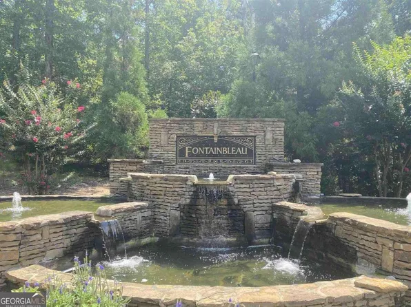 2086 Fontainbleau Dr, Conyers, GA 30094